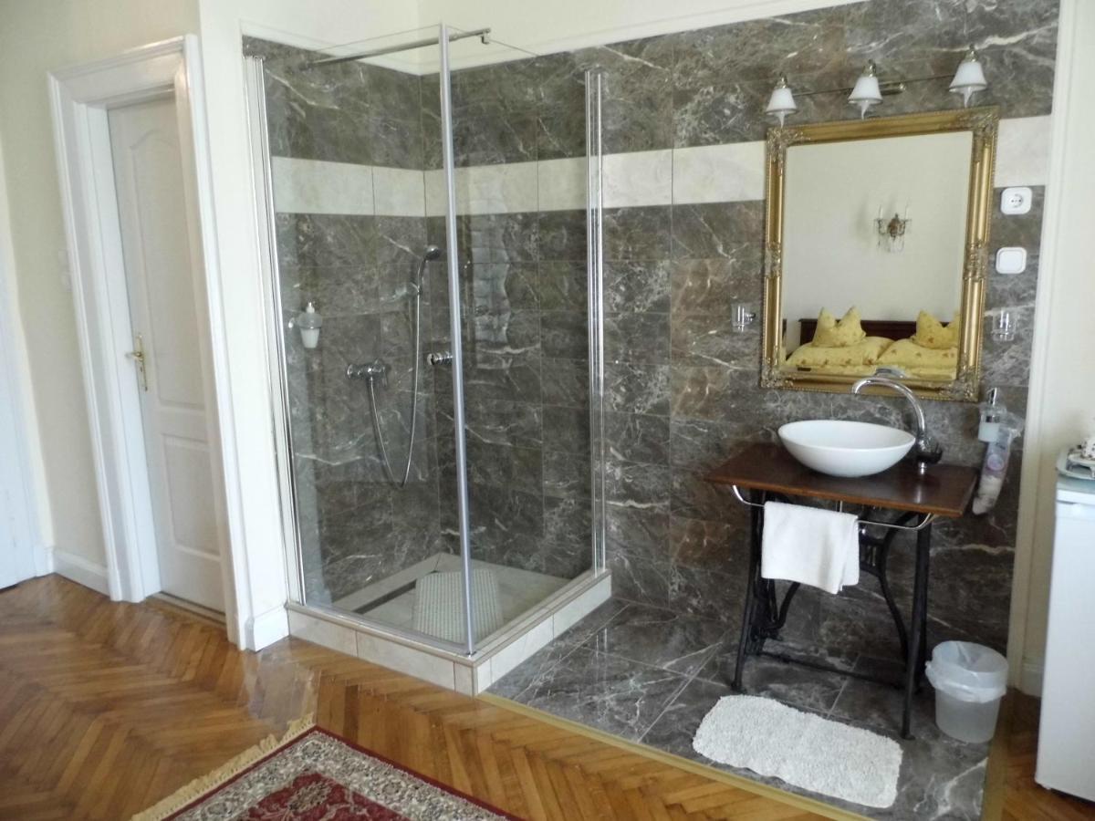 Anna Villa Keszthely Luaran gambar