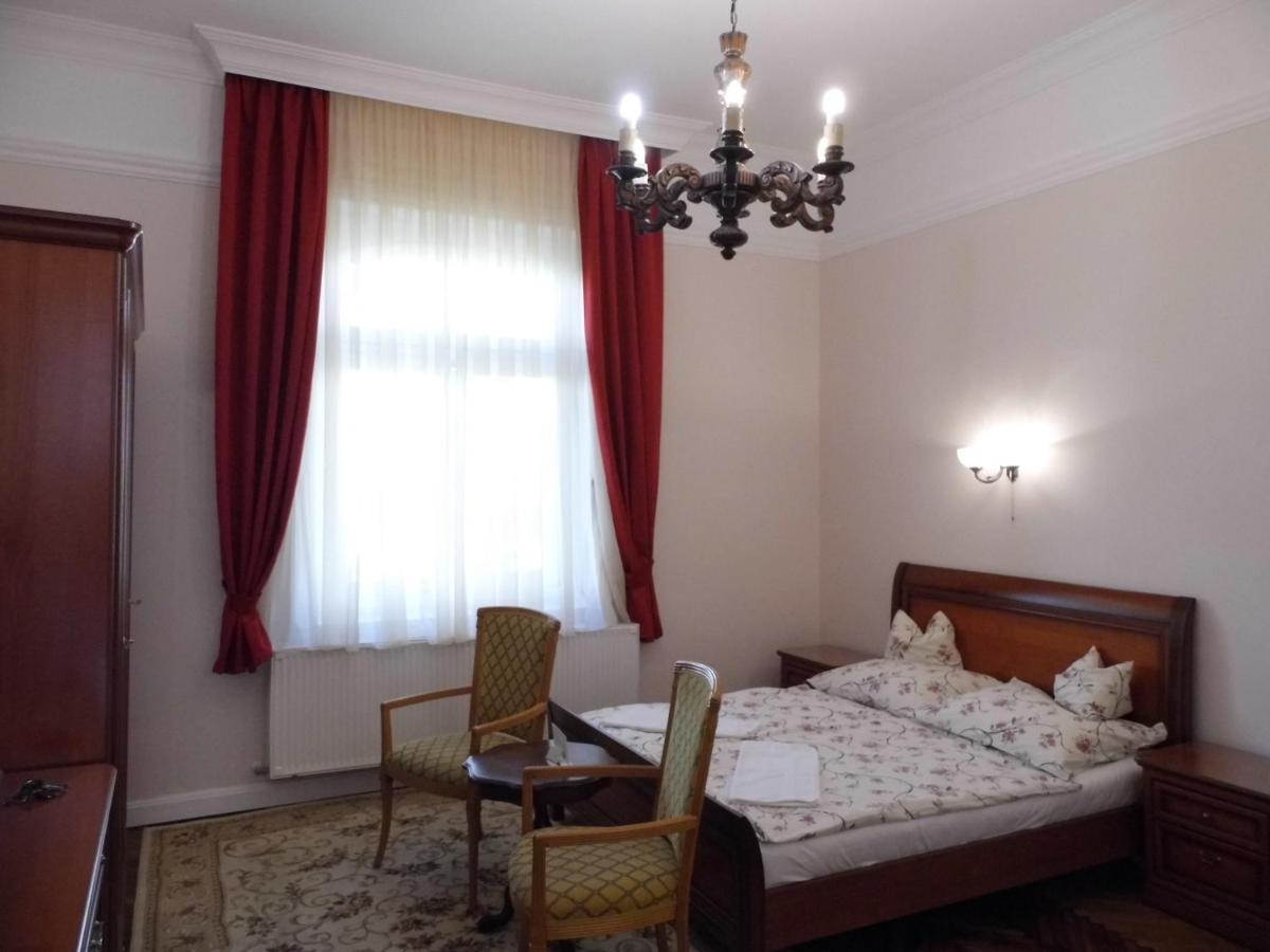 Anna Villa Keszthely Luaran gambar
