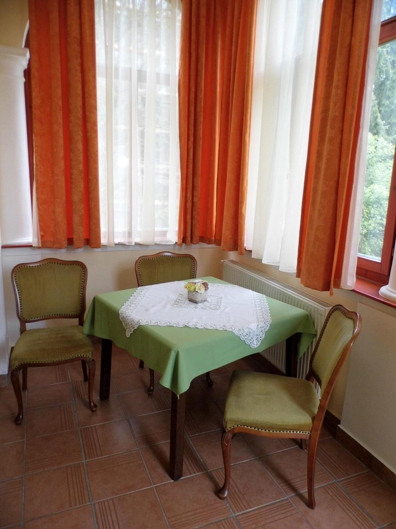 Anna Villa Keszthely Bilik gambar